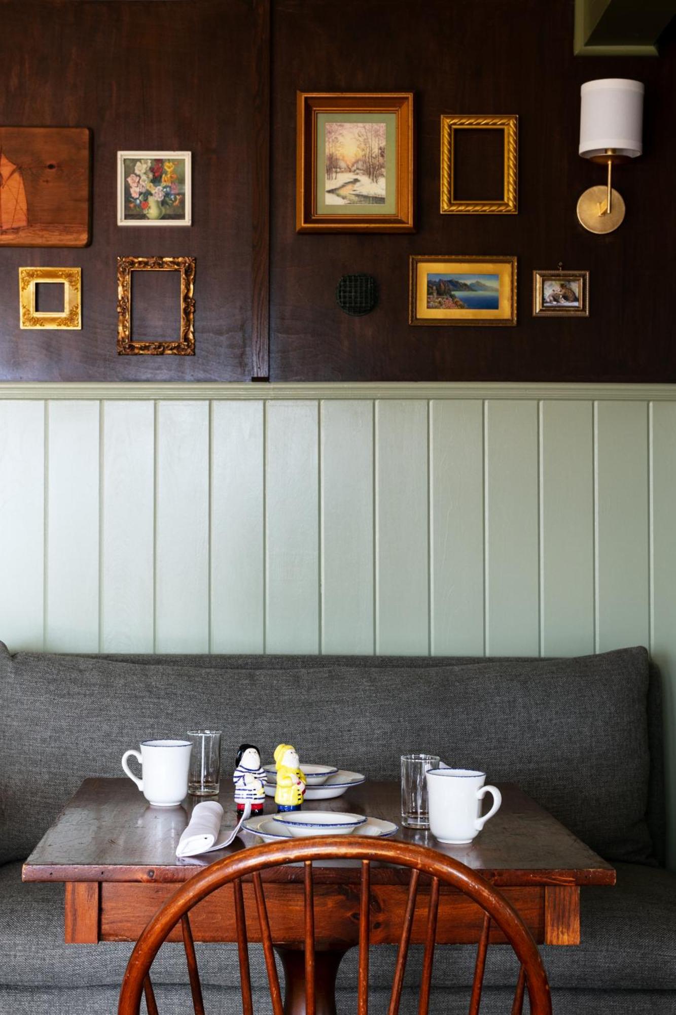 Bluebird Ocean Point Inn Buitenkant foto